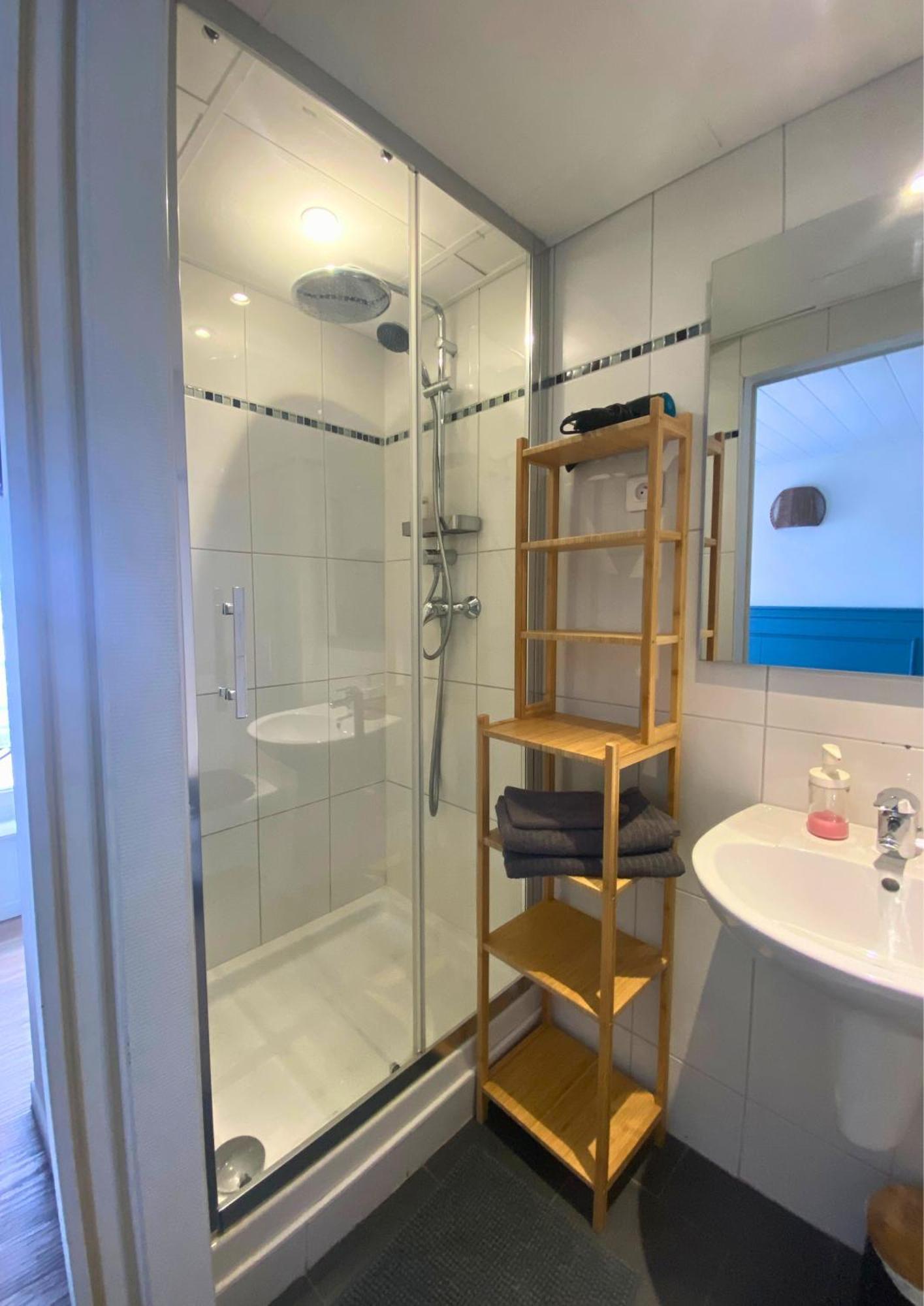 Chambre Privative Au Centre De Bourbourg - Proche Commodites Et Gare Værelse billede